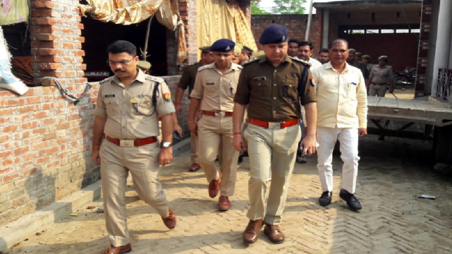 BSC student murdered in a village of Saharanpur, the girl committed suicide and see photos