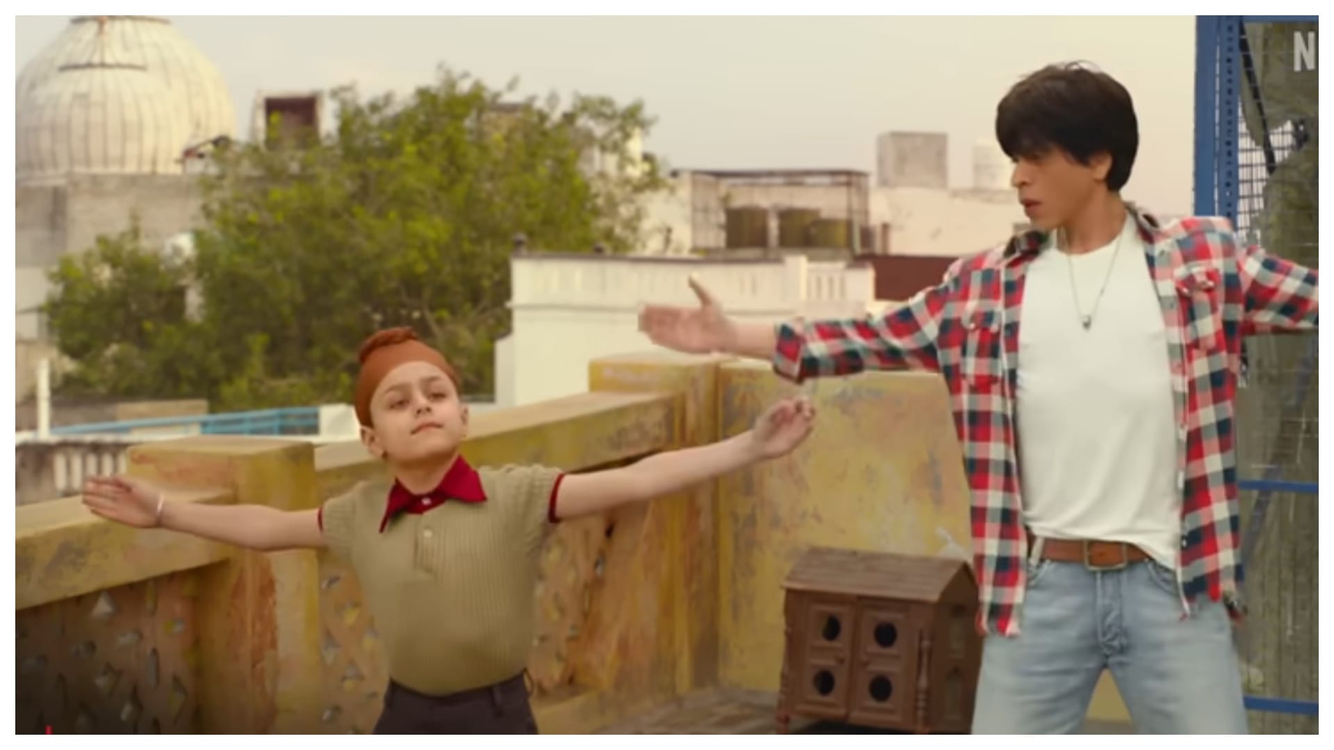 Shah Rukh Khan Birthday: know about SRK signature step connection with Aamir Laal Singh Chaddha saroj khan