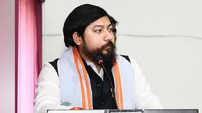 Calcutta High Court orders CBI enquiry into the attack on the convoy of MoS Home Nisith Pramanik