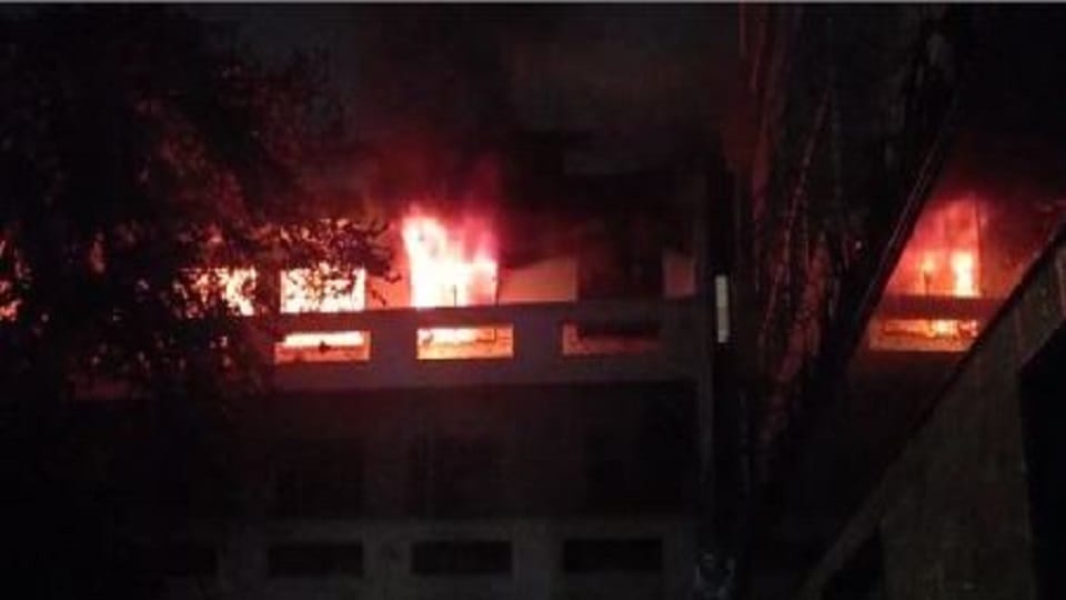 Mathura Vrindavan Garden Hotel fire More than 100 devotees staying in hotel