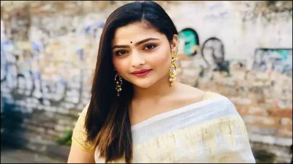 Filmy Wrap boycott Pathan trends and questions raised on Priyanka chopra read 10 entertainment news