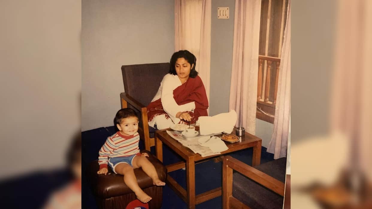 Viral Photo this childhood bollywood actor ali fazal did role in hollywood film and married richa chaddha