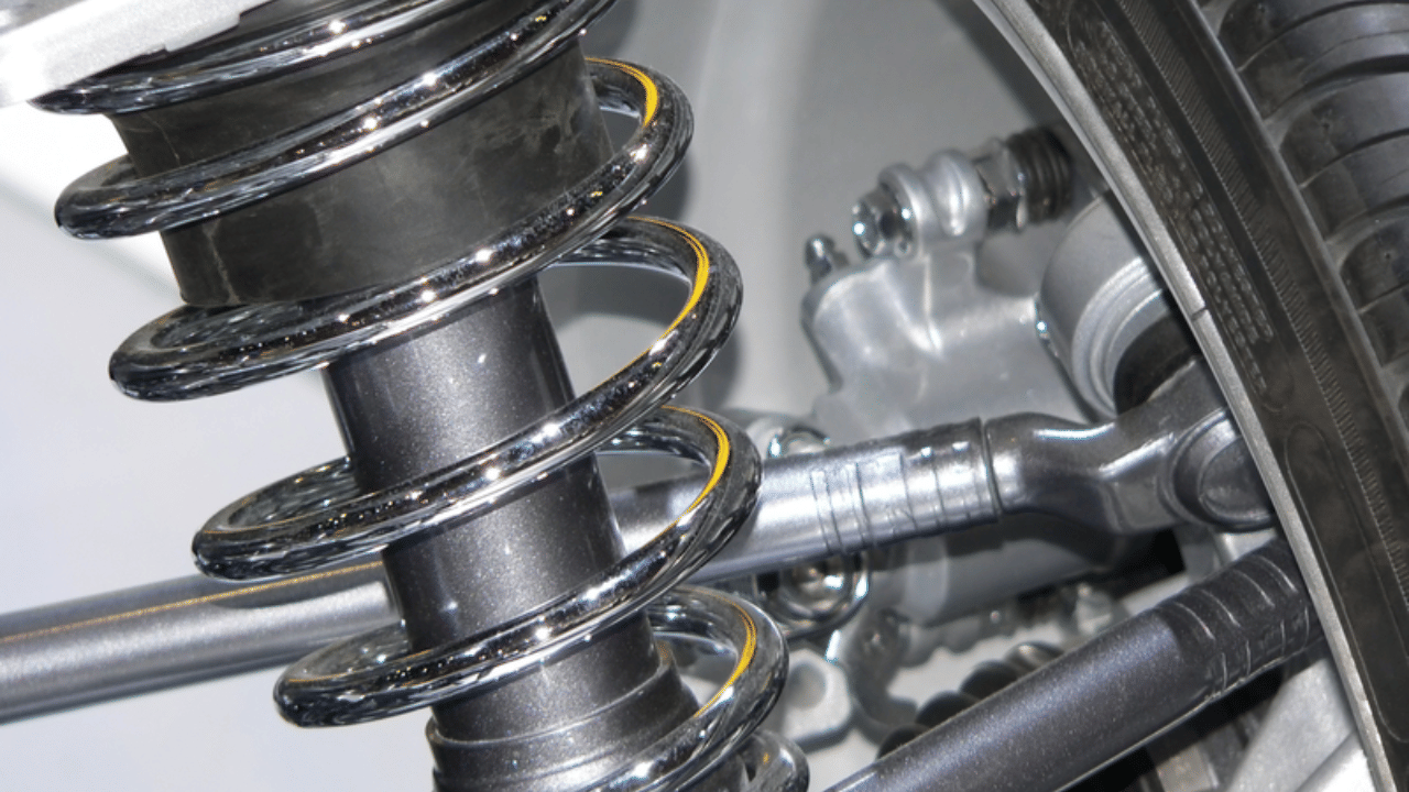 Your car also hits the speed breaker, do these three things, the ground clearance will increase