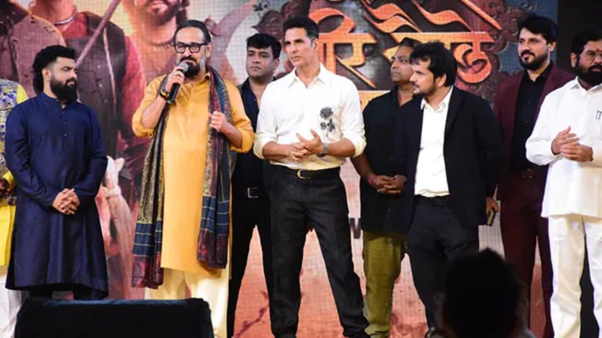 Akshay Kumar start shoot for vedat marathe veer daudale saat share video in Chhatrapati Shivaji Maharaj look