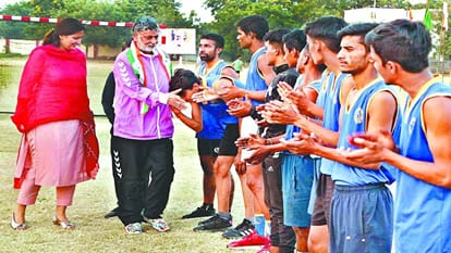 Many players of Moon School Olympics won medals on sixth day in agra