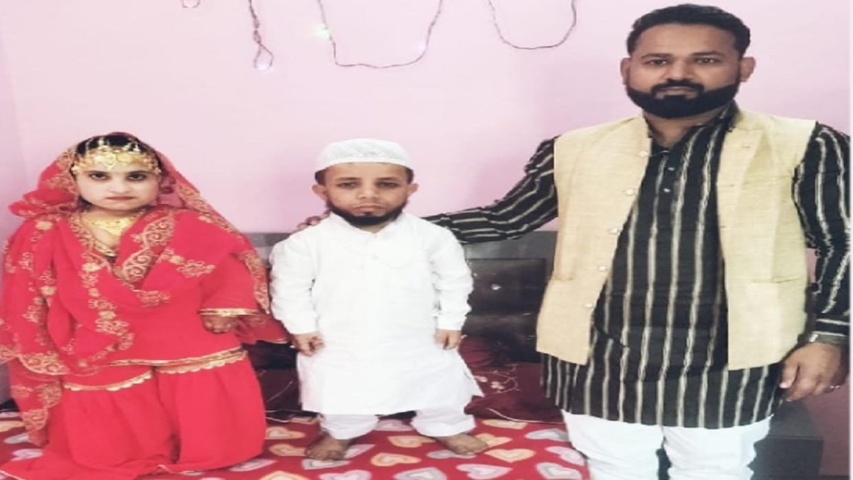 Shamli Kairana: Azim Mansoori is class II pass but wife Bushra is B.Com pass and see pics of marriage