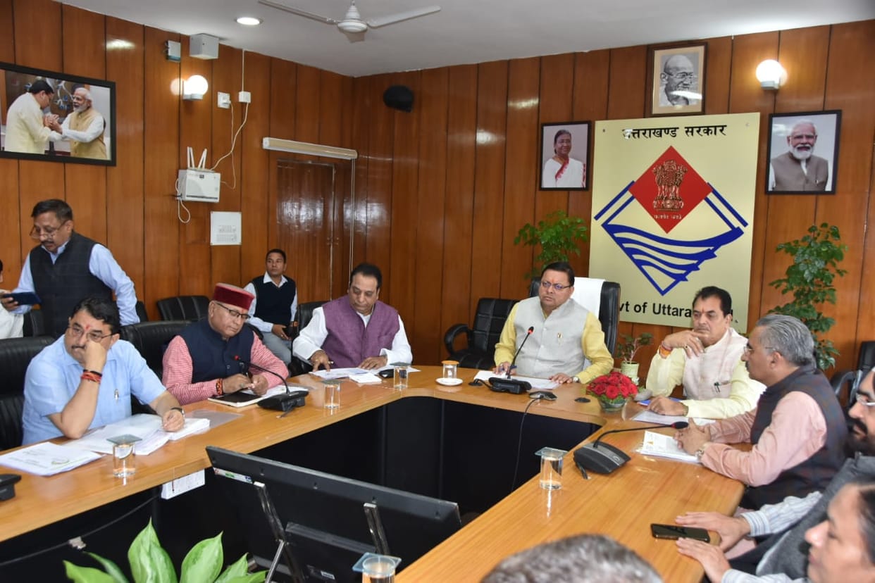 Uttarakhand news: CM Pushkar singh Dhami angry on officials for Dehradun Smart City bad work