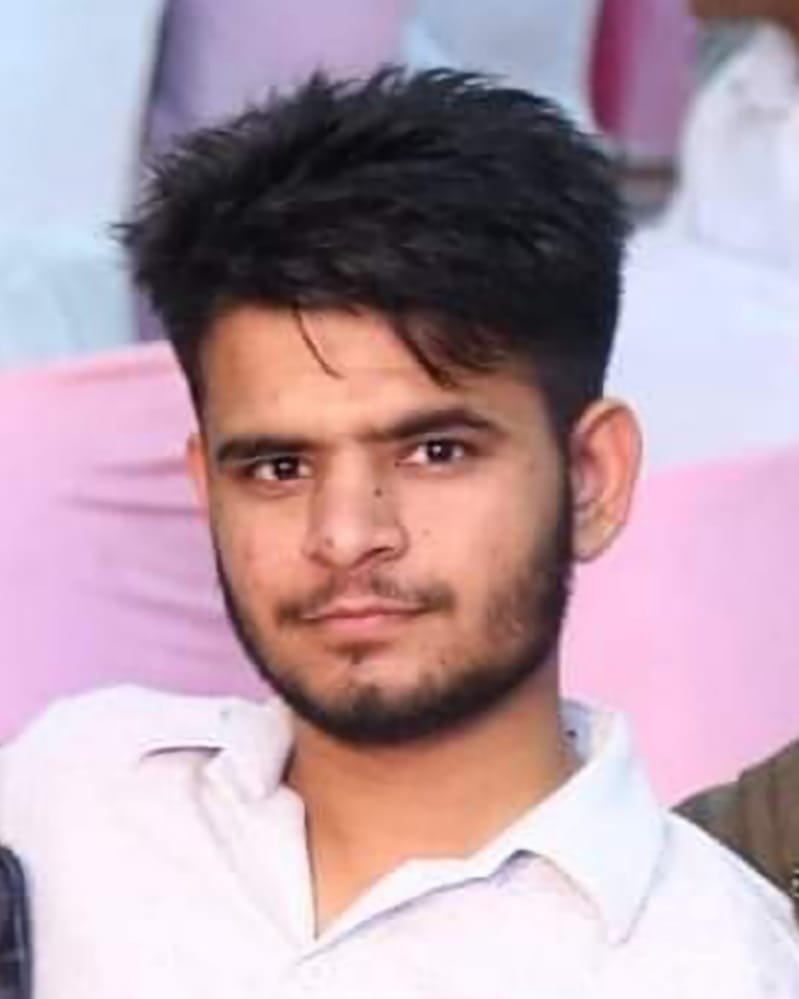 Two youths became officers after passing SSC CGL