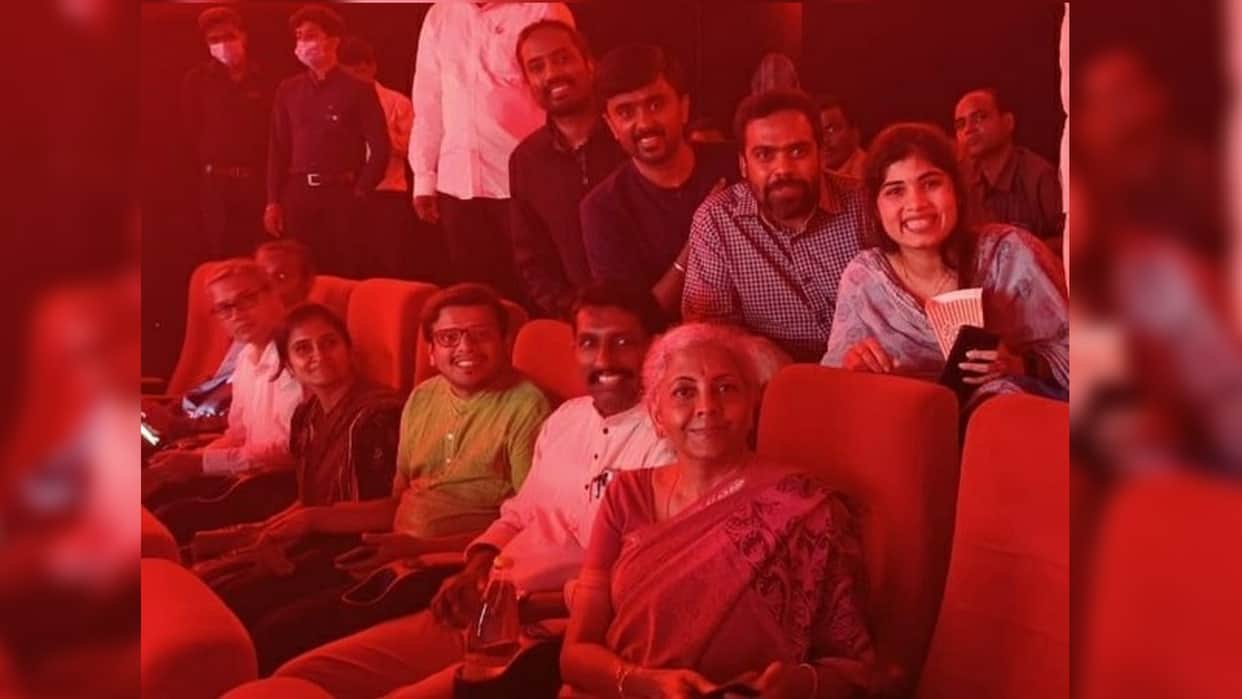 Finance Minister sitharaman praises rishab shetty for kantara says Well made movie