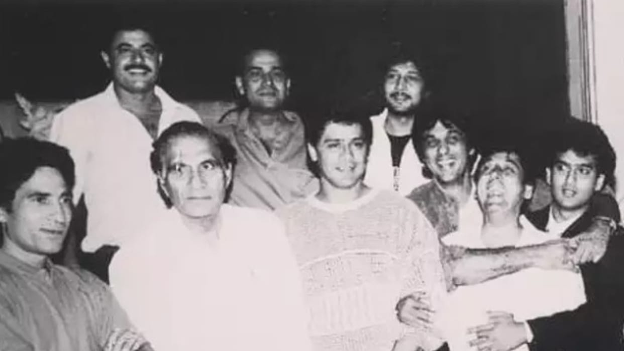 B R Chopra death anniversary mahabharat bunglow sold gajendra Chauhan yudhishthir Krishna advertisement