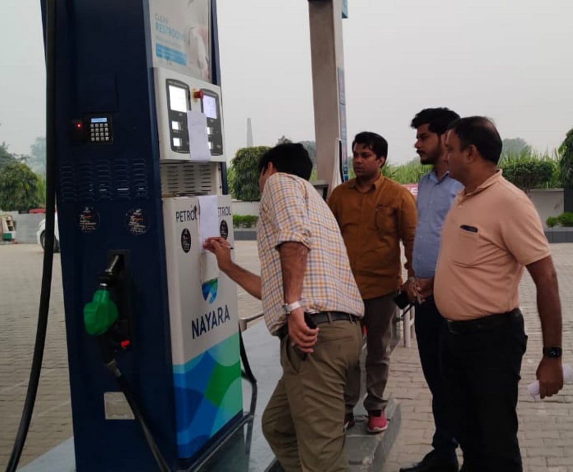 Petrol pump was being tampered with by tampering with the machine