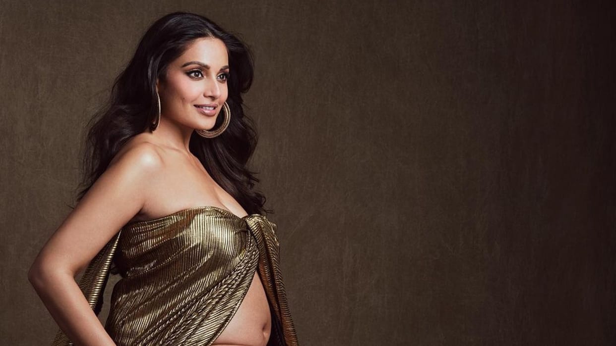 bipasha basu gets massively troll for her bold Maternity photoshoot