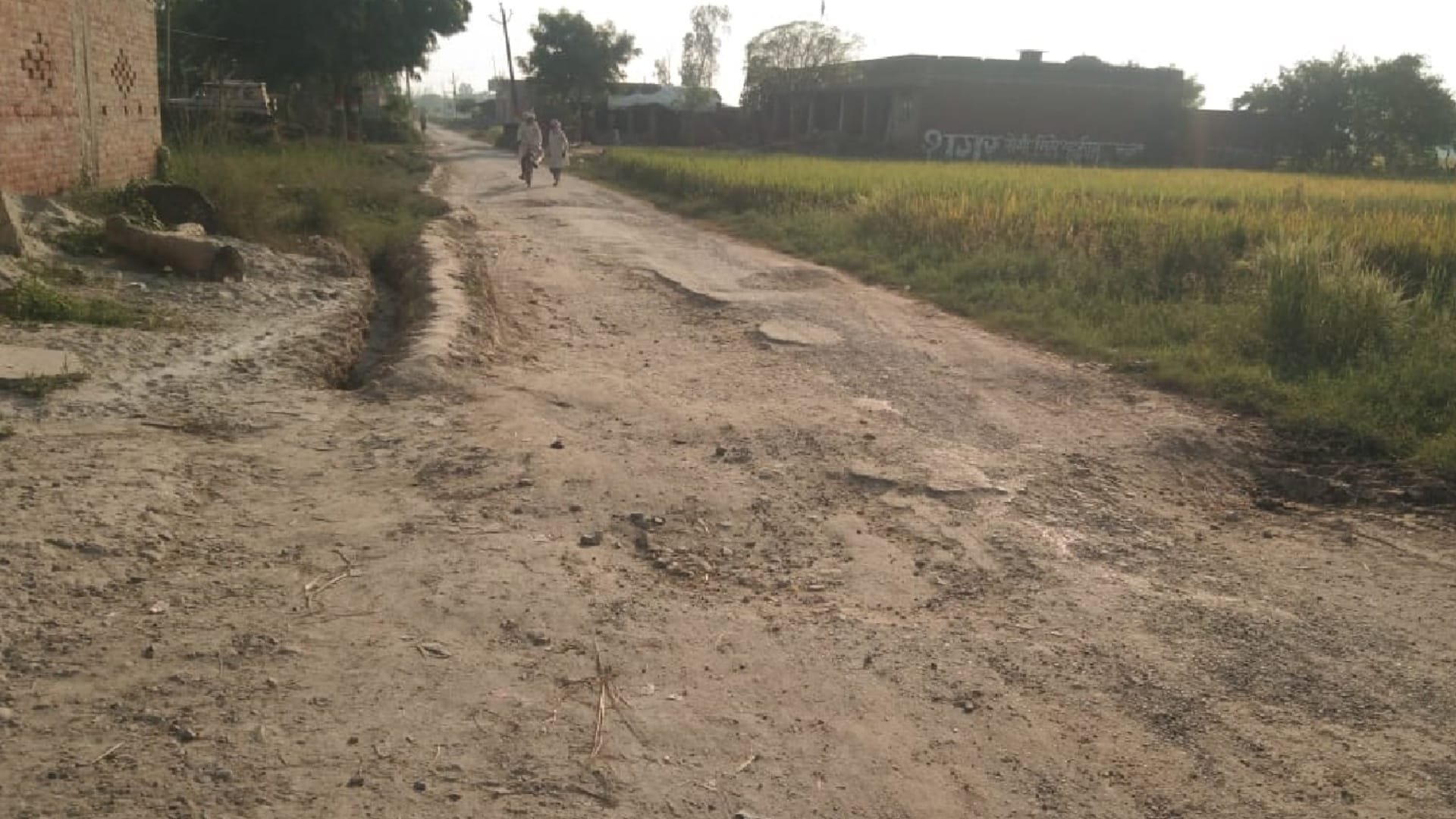 more than 20 roads of gorakhpur collapsed during making four lane and other roads
