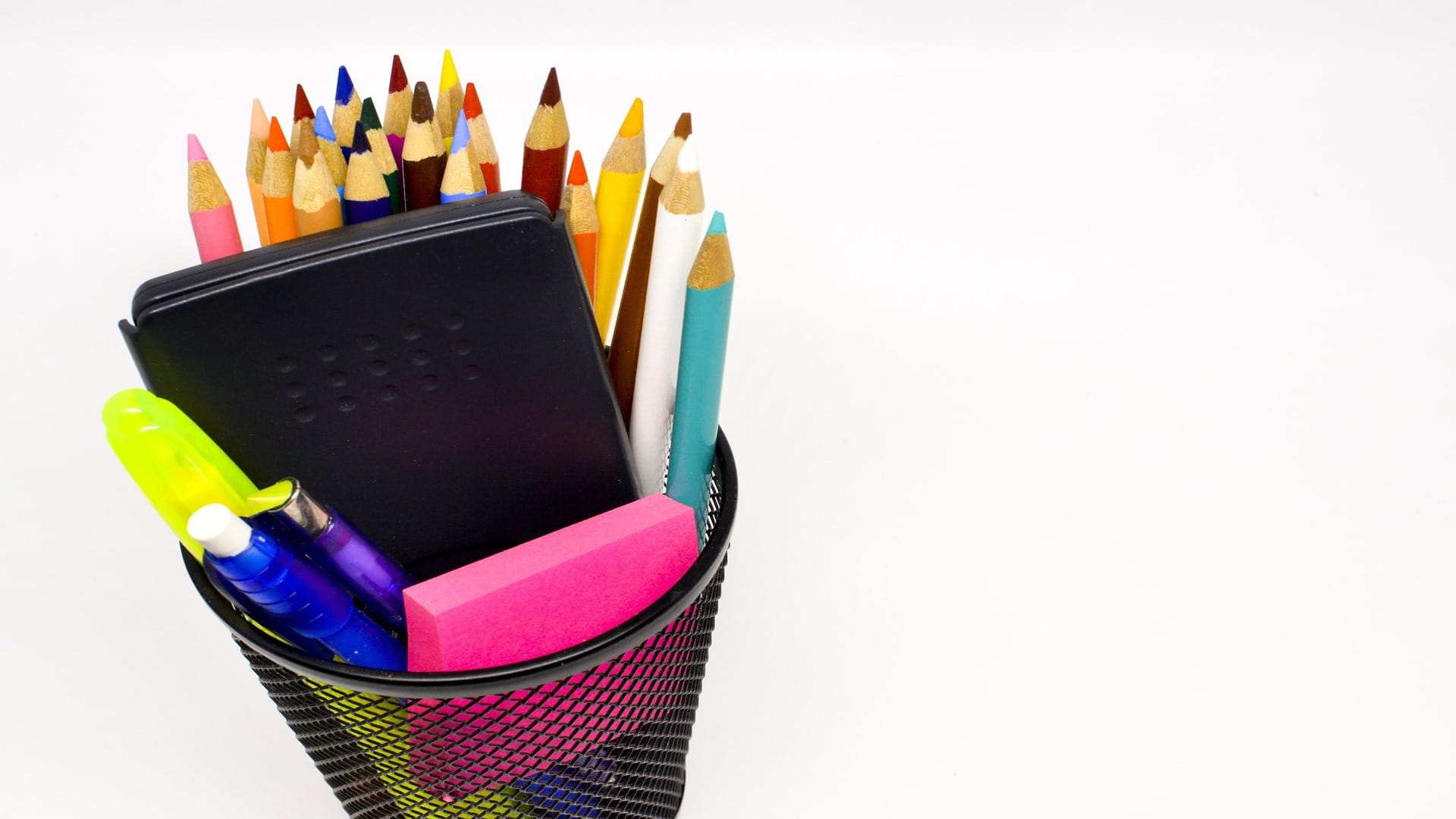 Life Hacks How to Make Pen Holder With Old glass Know The Method Here