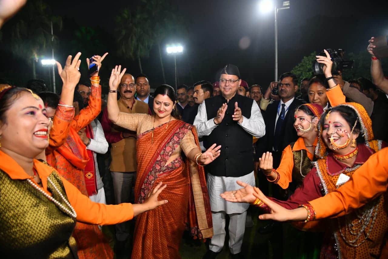 Uttarakhand Igas Festival 2022 CM Pushkar singh  Dhami dance and play bhelo celebration photos