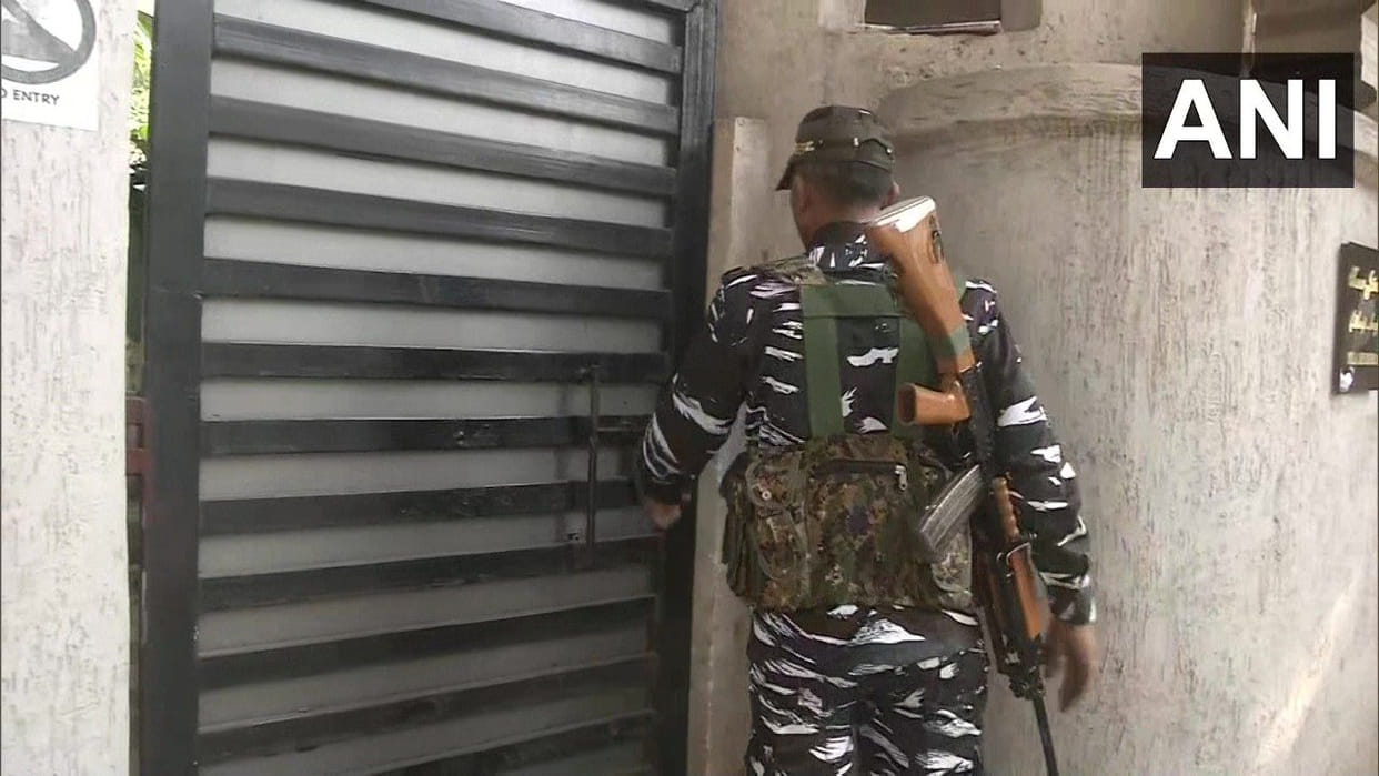 IT Raid: Income Tax raids on Congress MLA's residence in Ranchi, ED raids on Army land grabbers