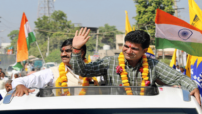 Gujarat Election 2022: Know AAP CM Candidate Isudan Gadhvi profile, who become politician from journalist News
