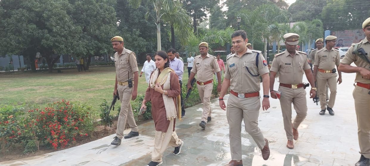 Chief Minister will stay in the district for more than two hours