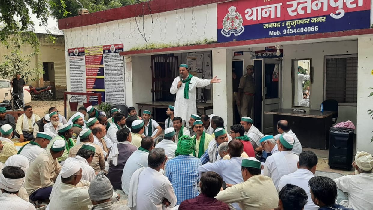 Muzaffarnagar: BKU youth district president detained in plot dispute after started protest