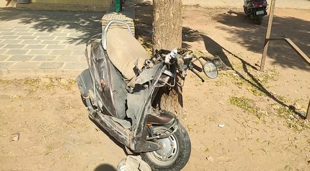 Two out of three youths on scooty died due to collision with camper in Nagaur