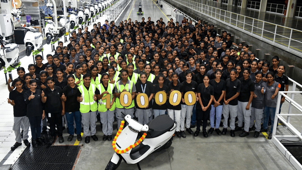 Hyundai has never had women technicians at its South Korean plants hyundai car manufacturing plant