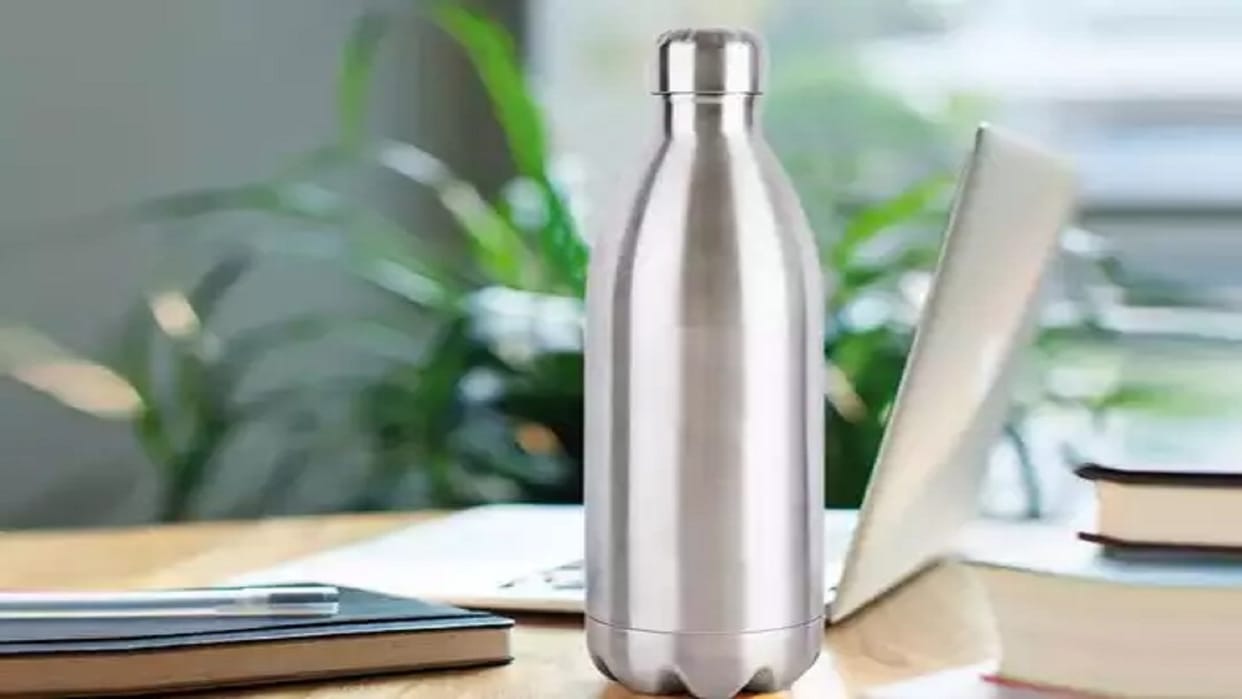 Deputy commissioner's water bottle missing, named case against employee, said - bottle is state propert