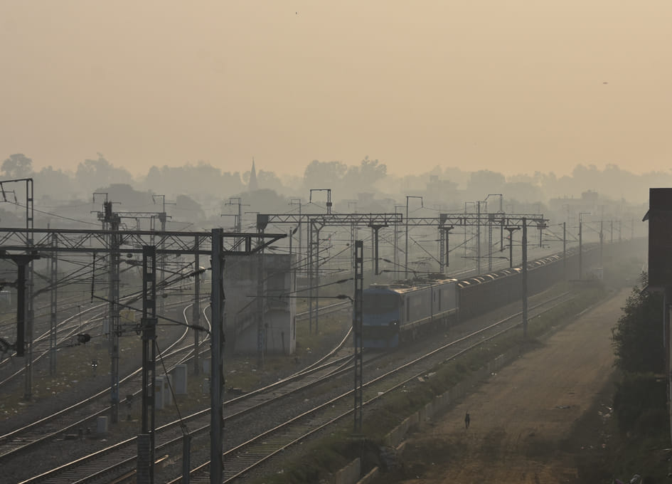Passengers' troubles increased due to delay in trains