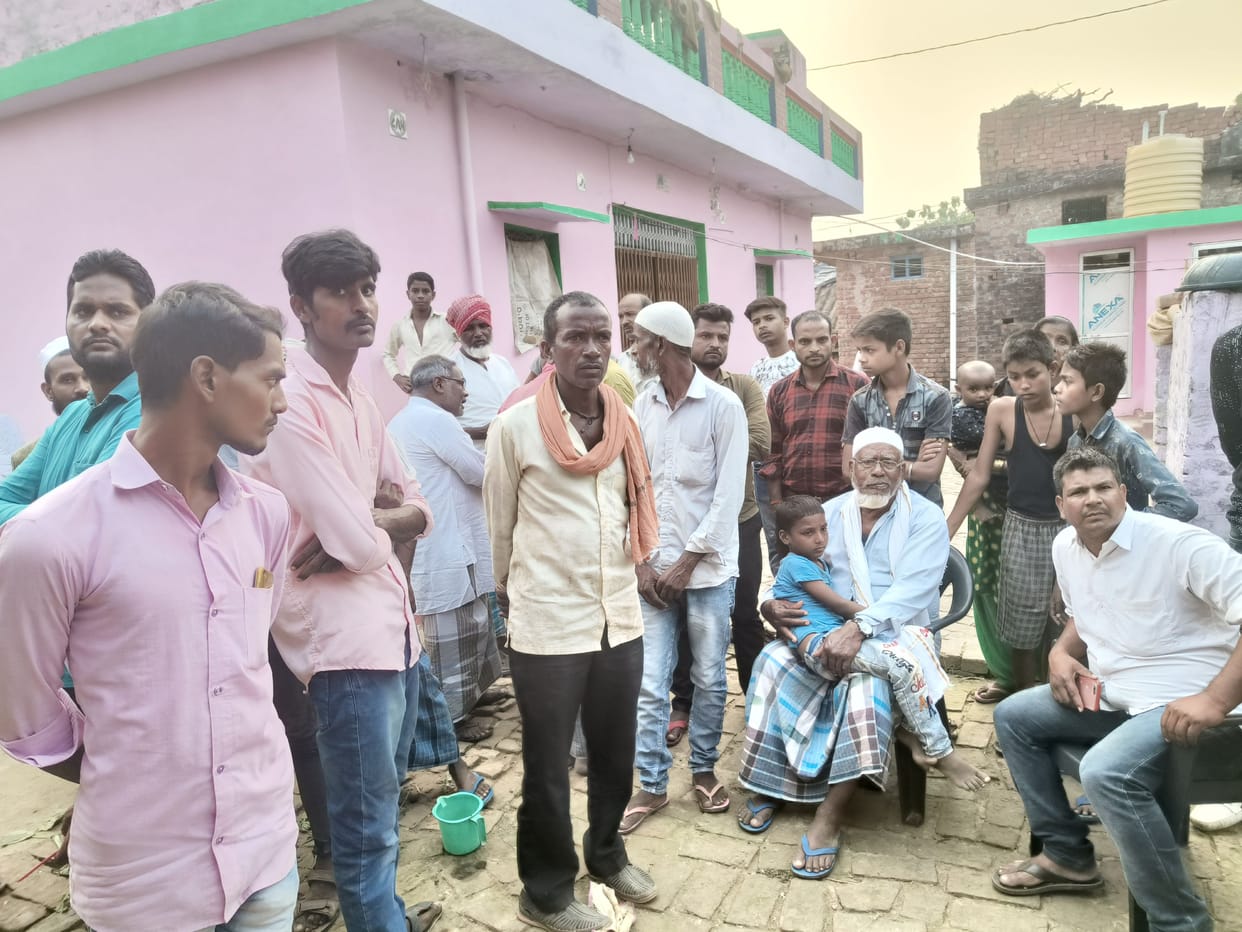 Girl dies due to electrocution, three including two sisters scorched