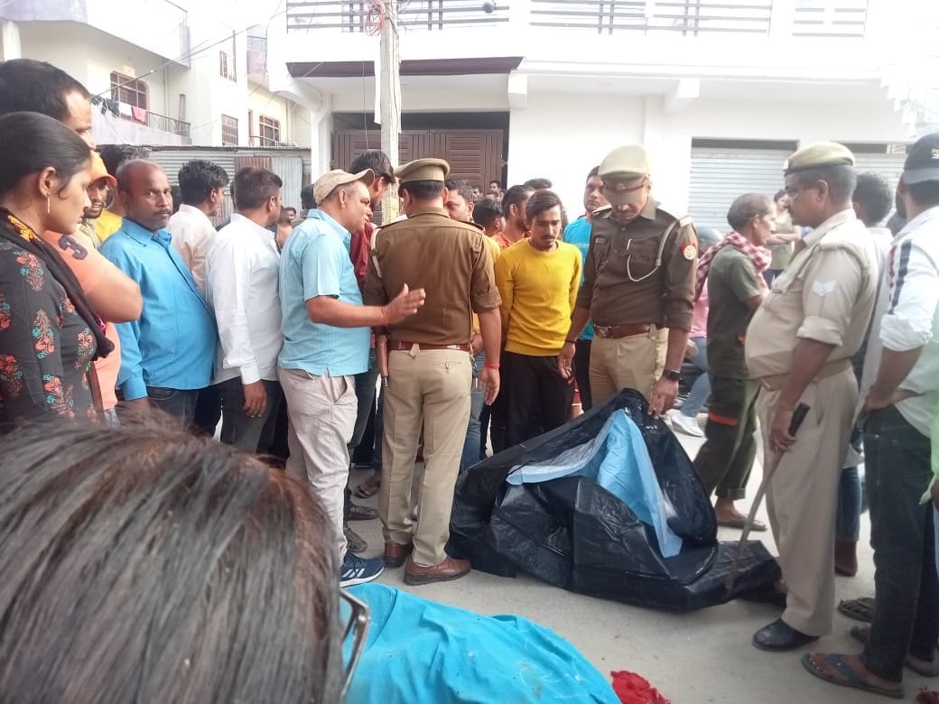 Road Accident in varanasi School bus crushed woman returning home with items of worship