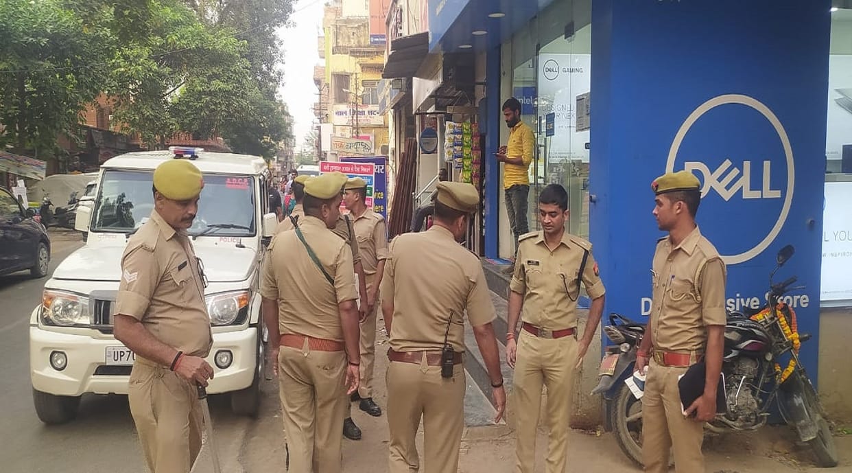 Varanasi Many accused who are operating prostitution under the guise of spa parlor are still absconding