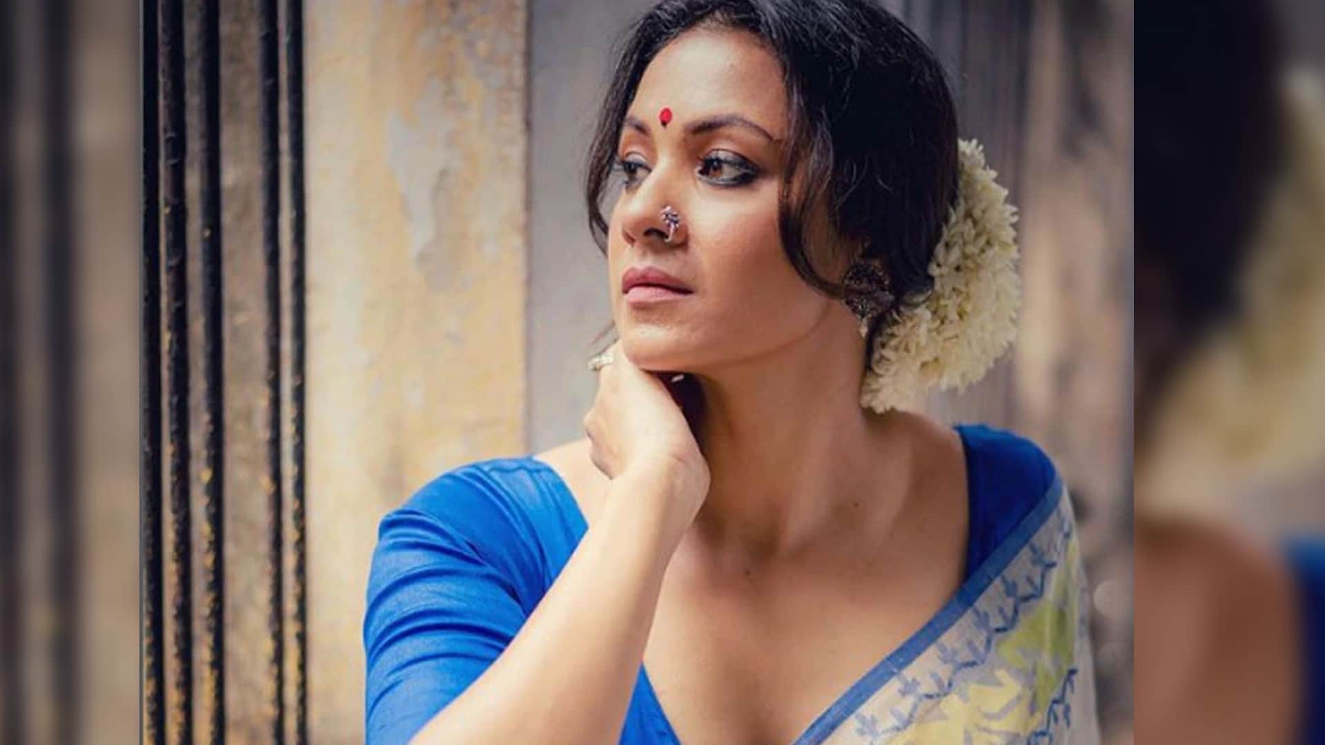 these TV Actresses Shocking Bold Intimate Scenes From Sakshi Tanwar to Nia Sharma