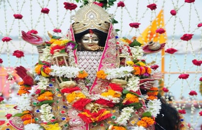 Dev Deepawali 2022 108 kg of flowers will adorn 108 kg statue of Maa Ganga in kashi varanasi