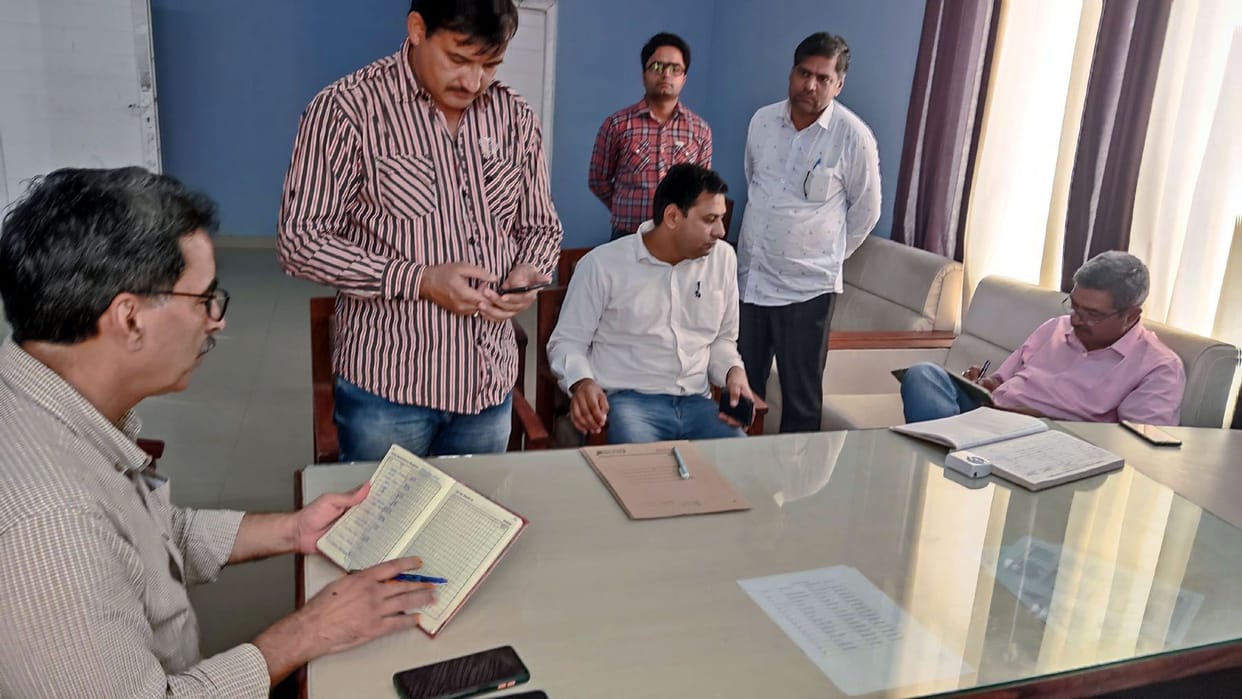 CM Flying raid, 14 found absent