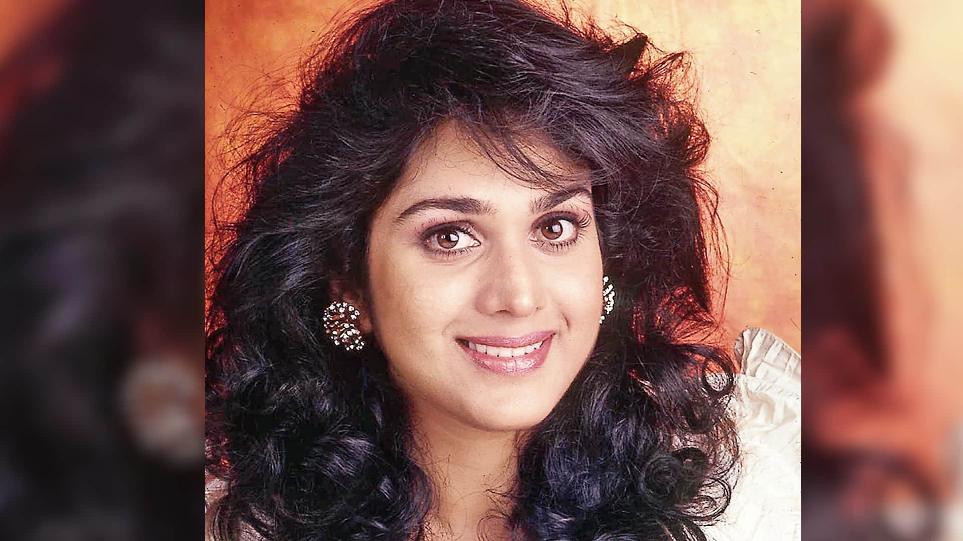 Meenakshi Seshadri share her experience of shooting with Amitabh Bachchan Rajesh Khanna Sanjay Dutt Sunny Deol