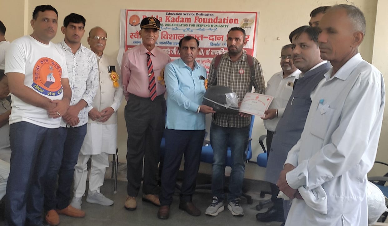 42 units of blood collected in the camp, Jayanarayan donated for 49th time