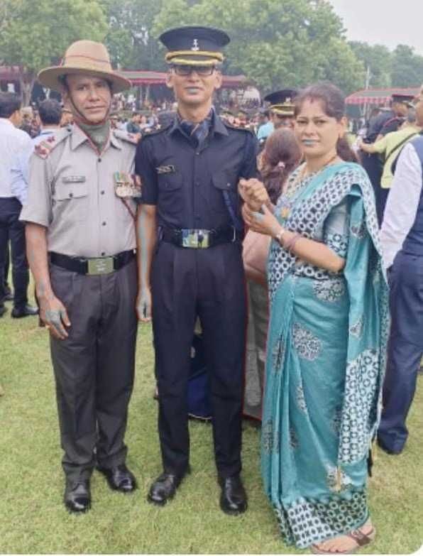 Kapil Joins Army As Lieutenant
