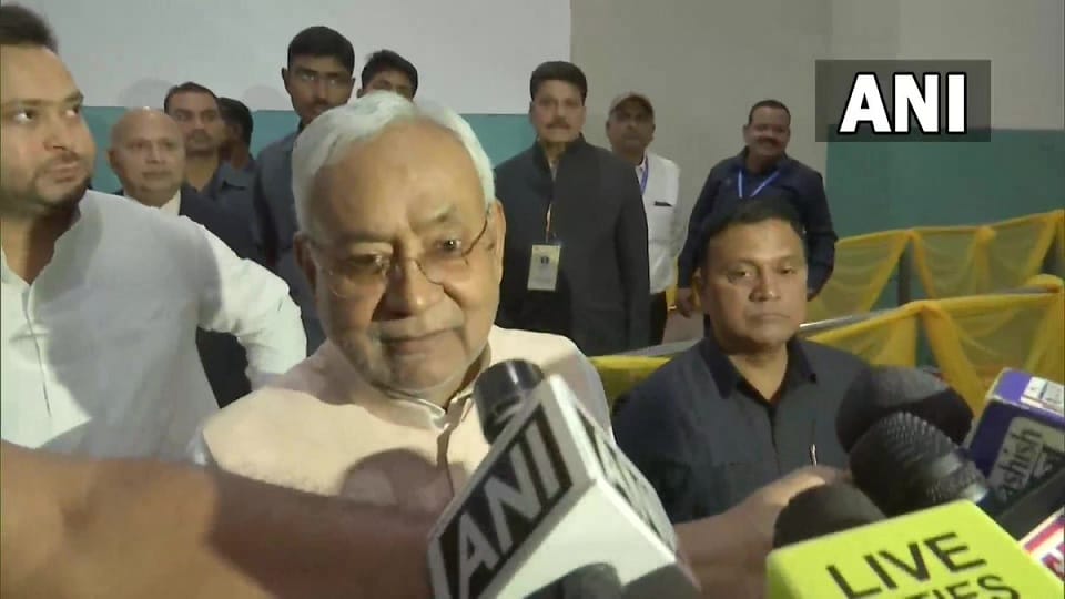 Pollution spreading in Delhi due to neighboring states, Nitish alleged