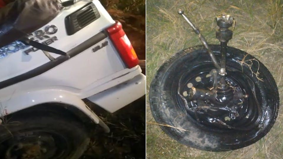 Mathura : 4 people died and four injured after an accident on Yamuna Expressway