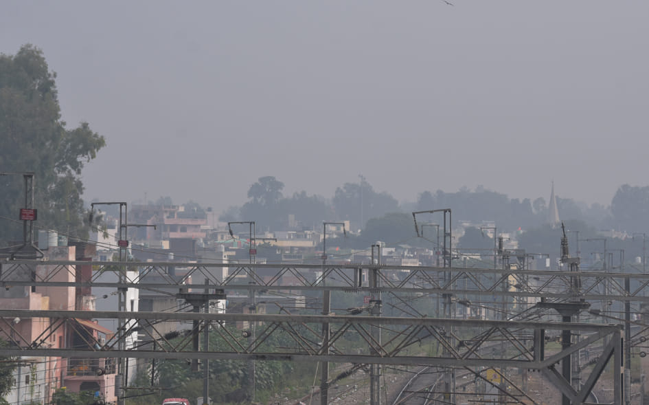 The air also deteriorated in the district, notice to the industries