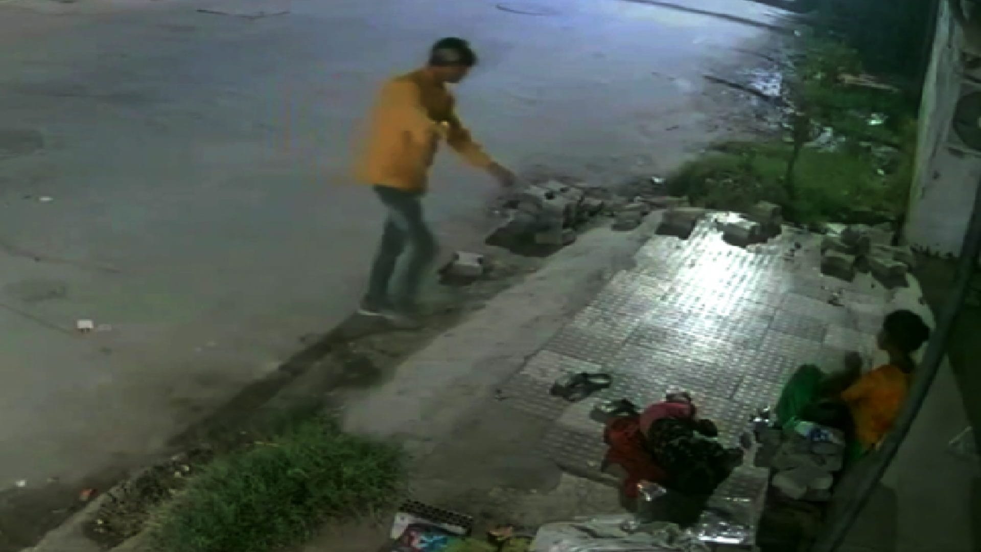two miscreants who snatched child from mother in Saharanpur were arrested innocent recovered safely