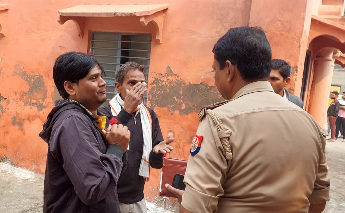 The dog licked the dead body of the deceased youth in Jansath CHC