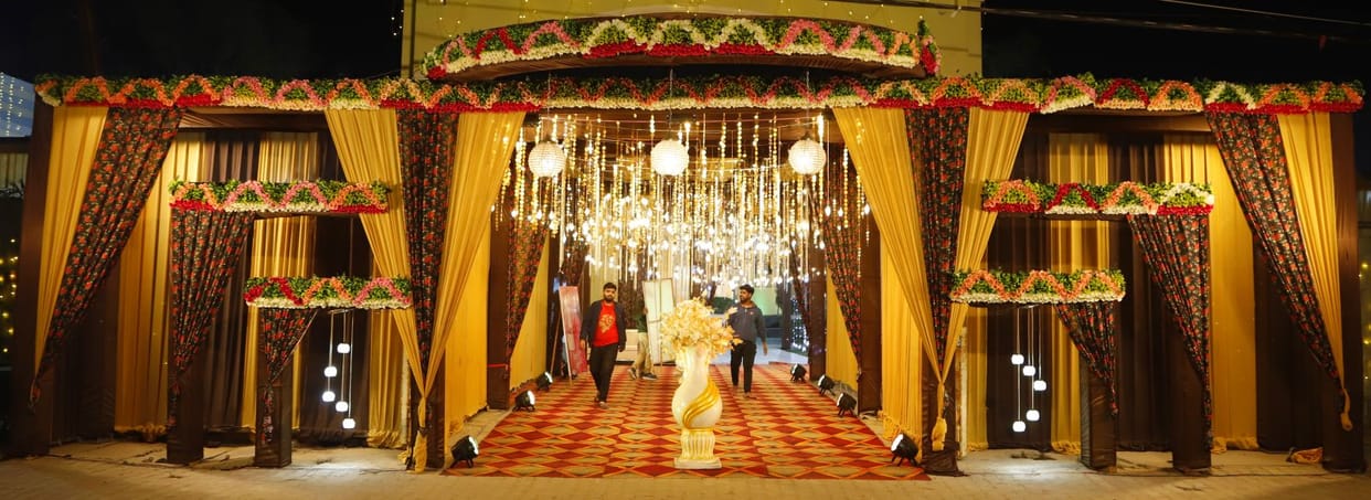 Tulsi Saligram got married by making a sugarcane pavilion
