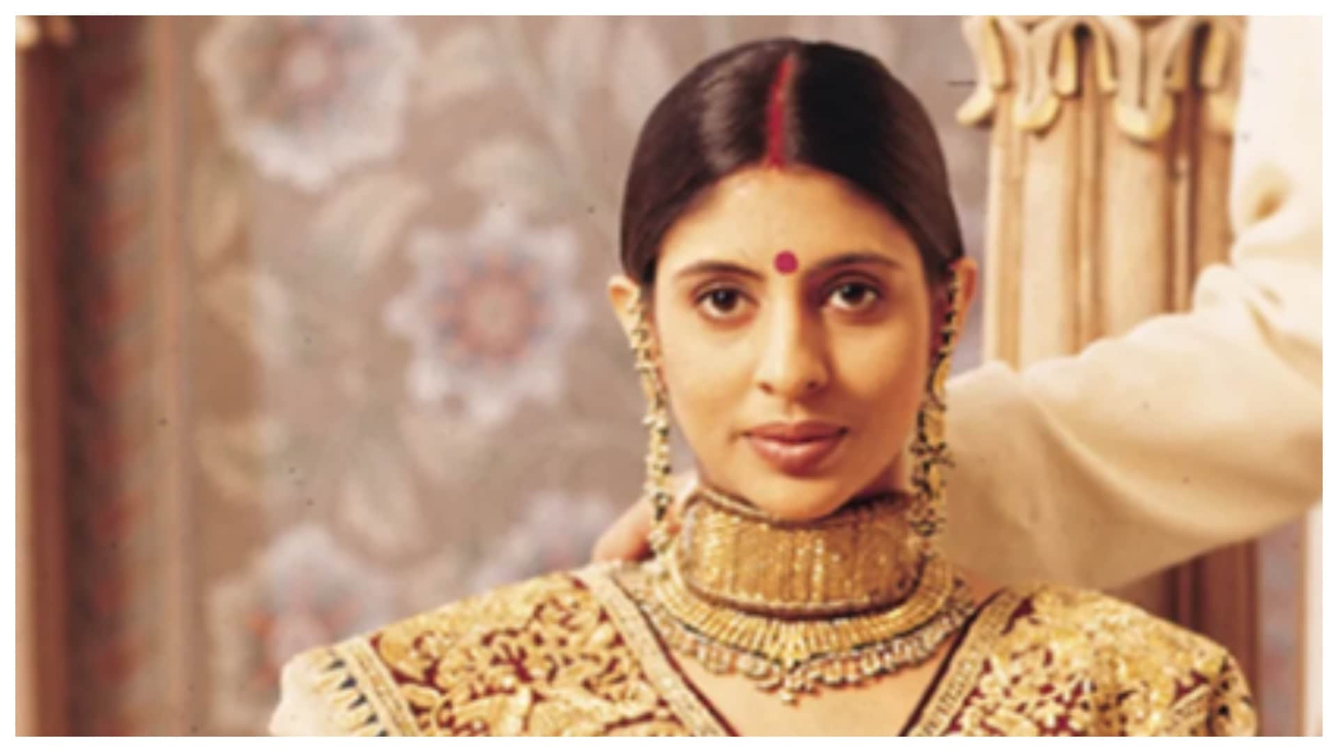 Shweta Bachchan recalls borrowing money from Abhishek Bachchan in latest podcast What The Hell Navya