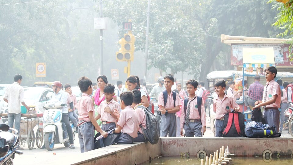 Delhi-NCR air reaches poor category situation will worsen on Sunday