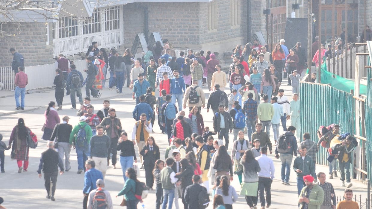 Shimla: Advance booking started in hotels before christmas and news year
