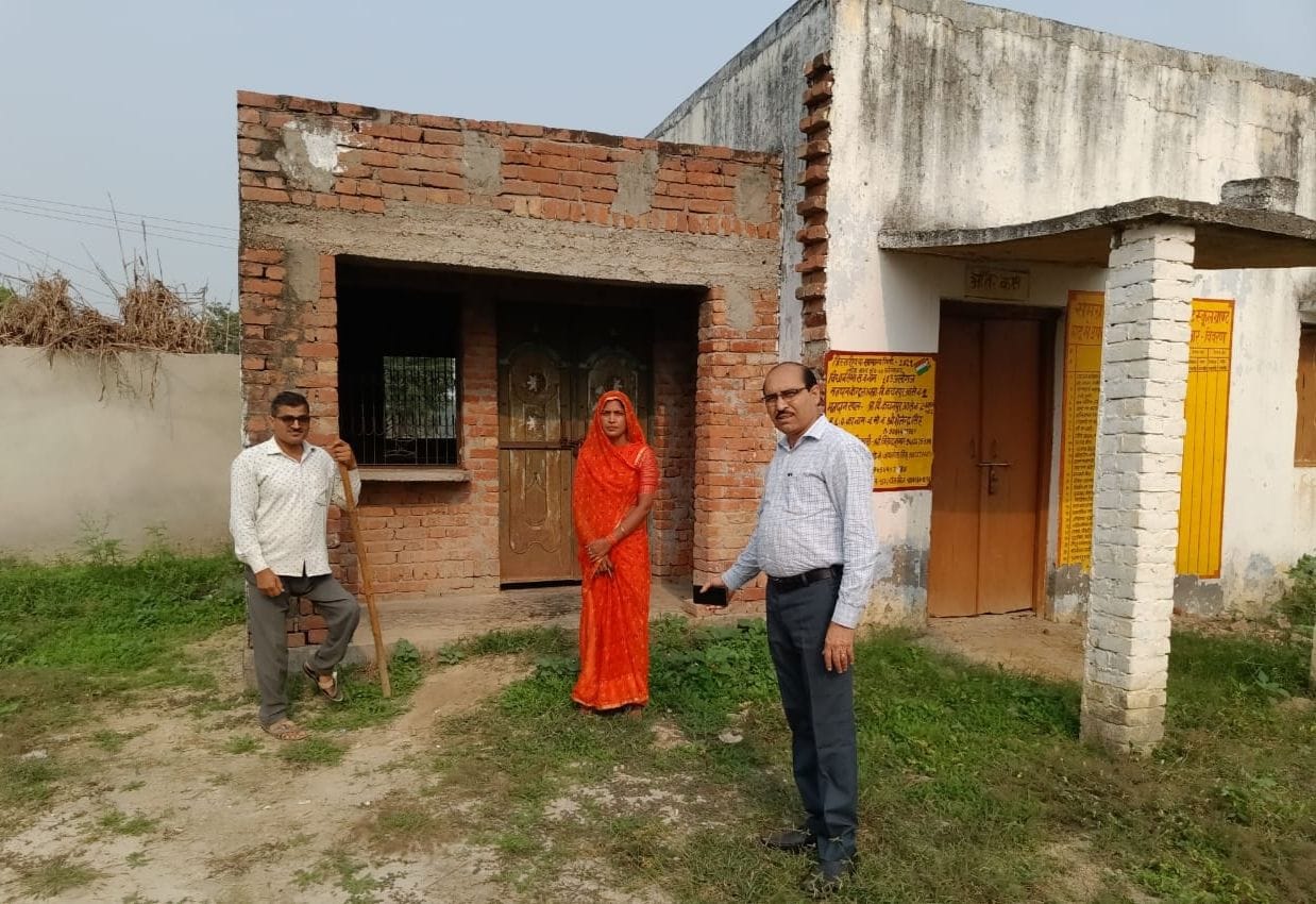 Etah: Diet principal who came to inspect council schools found flaws