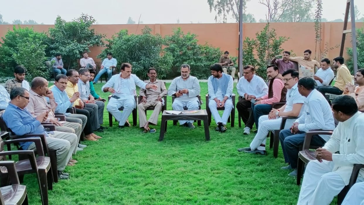 Sanjeev Balyan reached Kawal to meet Vikram Saini