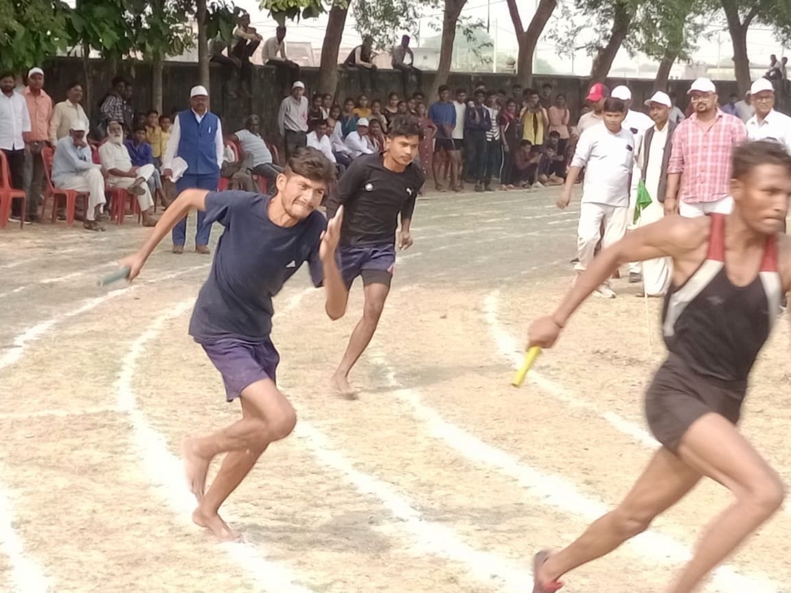 Chitrakoot: The participants of Karvi region won the district sports rally