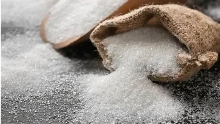 Sugar Prices: टमाटर और प्याज के बाद अब चीनी पर महंगाई की मार, त्योहारों के पहले छह साल के उच्चतम स्तर पर भाव