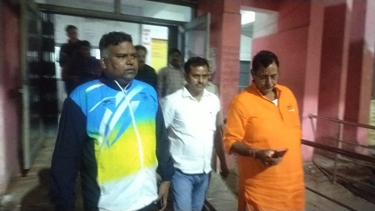City MLA Ratnakar Mishra furious over the complaint of referring the patient